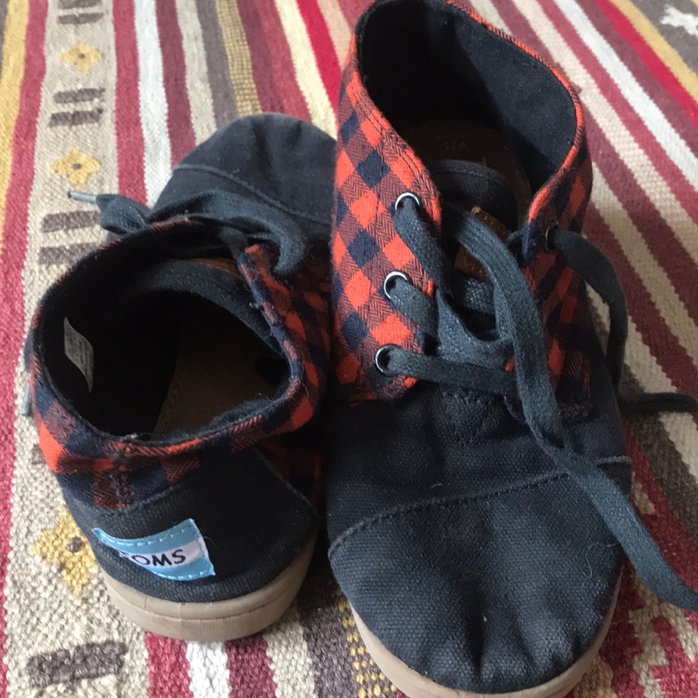 Toms canvas high tops